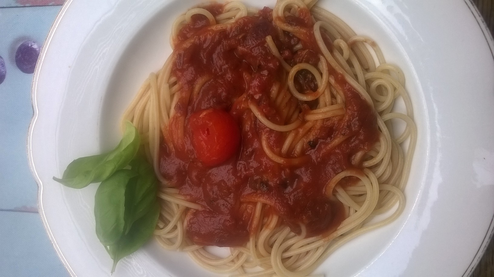 Spaghetti mit Tomatensauce - Vita Oeconomica